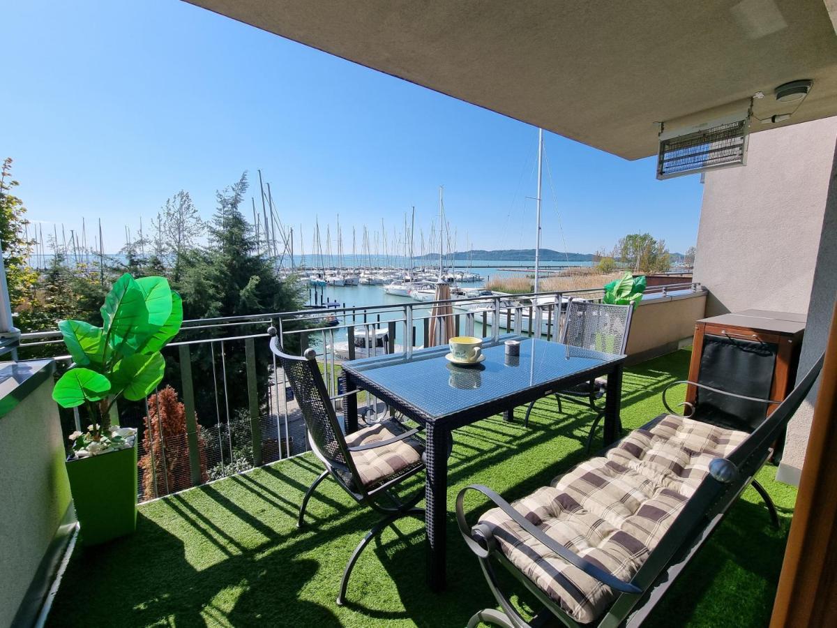 Bilberry Apartman Aparthotel Balatonfüred Esterno foto
